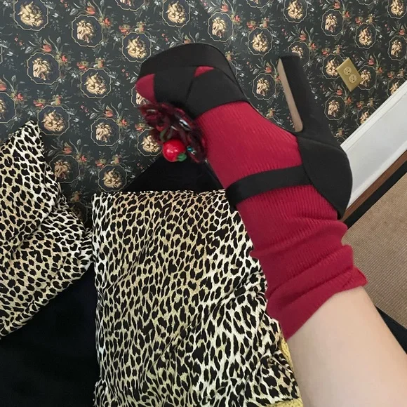 Rare Dolce & Gabbana Black Satin Heel Knit Sock and Appliqué - Picture 6 of 7